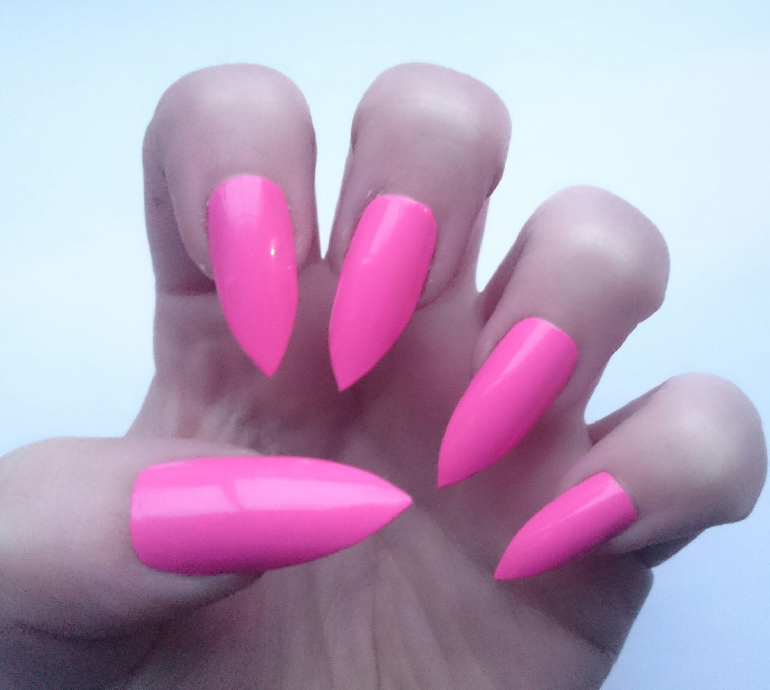 Barbie Pink Stiletto False Nails / Birthday Day by NicolasNails14