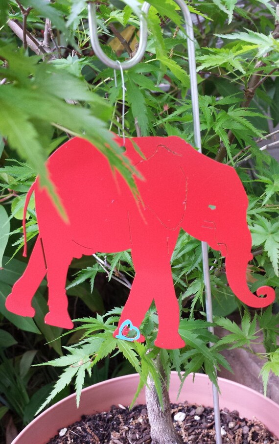 Elephant Metal Ornament with a Heart Colors: Red Blue