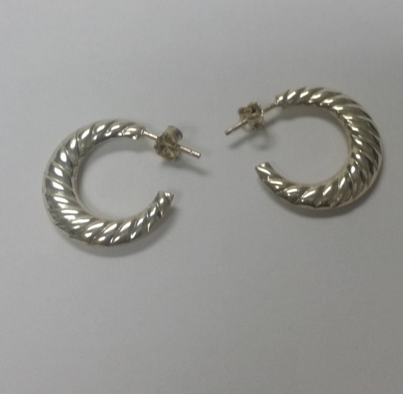 AVON Genuine Sterling Silver Fluted Hoop Earrings 1994