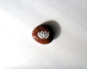 White Lotus Flower Painted Stone Art - Lotus Stone Rock Art - Pebble Art Lotus Flower Art - Lotus Painting Gifts for Yogis - Tactile Art