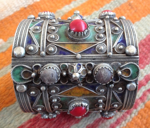 Vintage Berber Hinged Enamel Bracelet with Silver Filigrein,  S Morocco