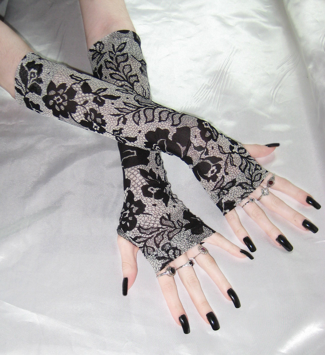 Gothic Arm Warmers Arm Warmer Fingerless gloves long sleeves