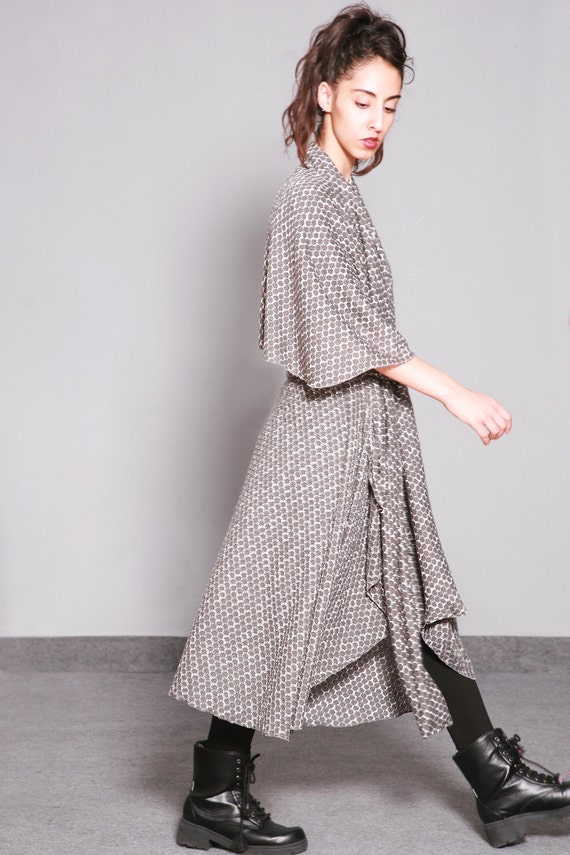 Cape .Pepita long Kimono. Maxi Knit sleeveless cotton cape in