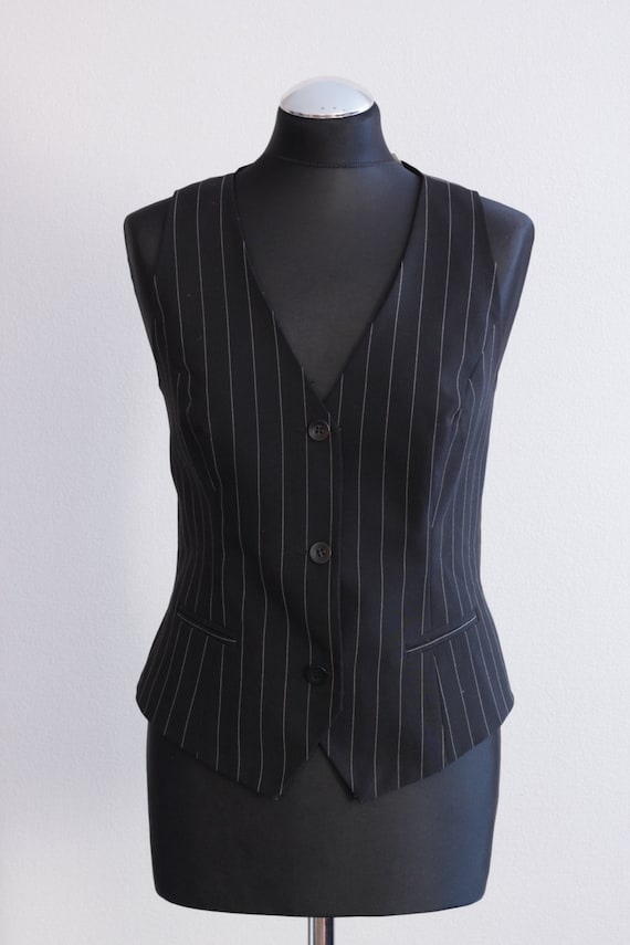 Shop by category Our collection of womens vests includes a variety of styles, from leather vests for style to hydration vests. Find your Harley-Davidson vests today.