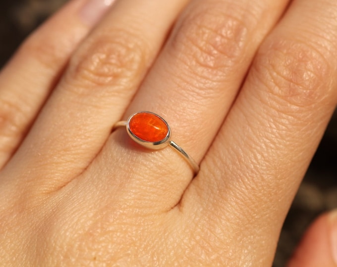 Orange opal silver ring - Fire opal ring - Silver ring - Orange stone ring - Engagement ring - Natural stone - Gift idea - Womens ring