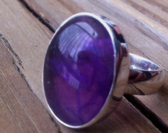 Amethyst Ring Bezel set Amethyst Oval Amethyst Ring Purple flash Amethyst Artisan Statement Ring 925 Sterling Silver Size 7,8,9,10,11