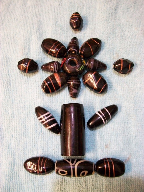 AFRICAN TRADE Beads 18 Large Glass Beads Bulk by Dare2beUNIQUE