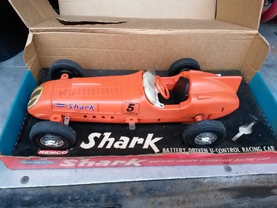 remco shark car