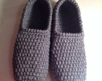 Men's Slippers, Handmade Slippers, Crochet Slippers, Made in Canada, Bedroom slippers