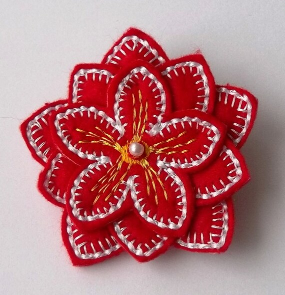 Brooch Flower pleatedfelt machine embroidery by EmbroideryRady