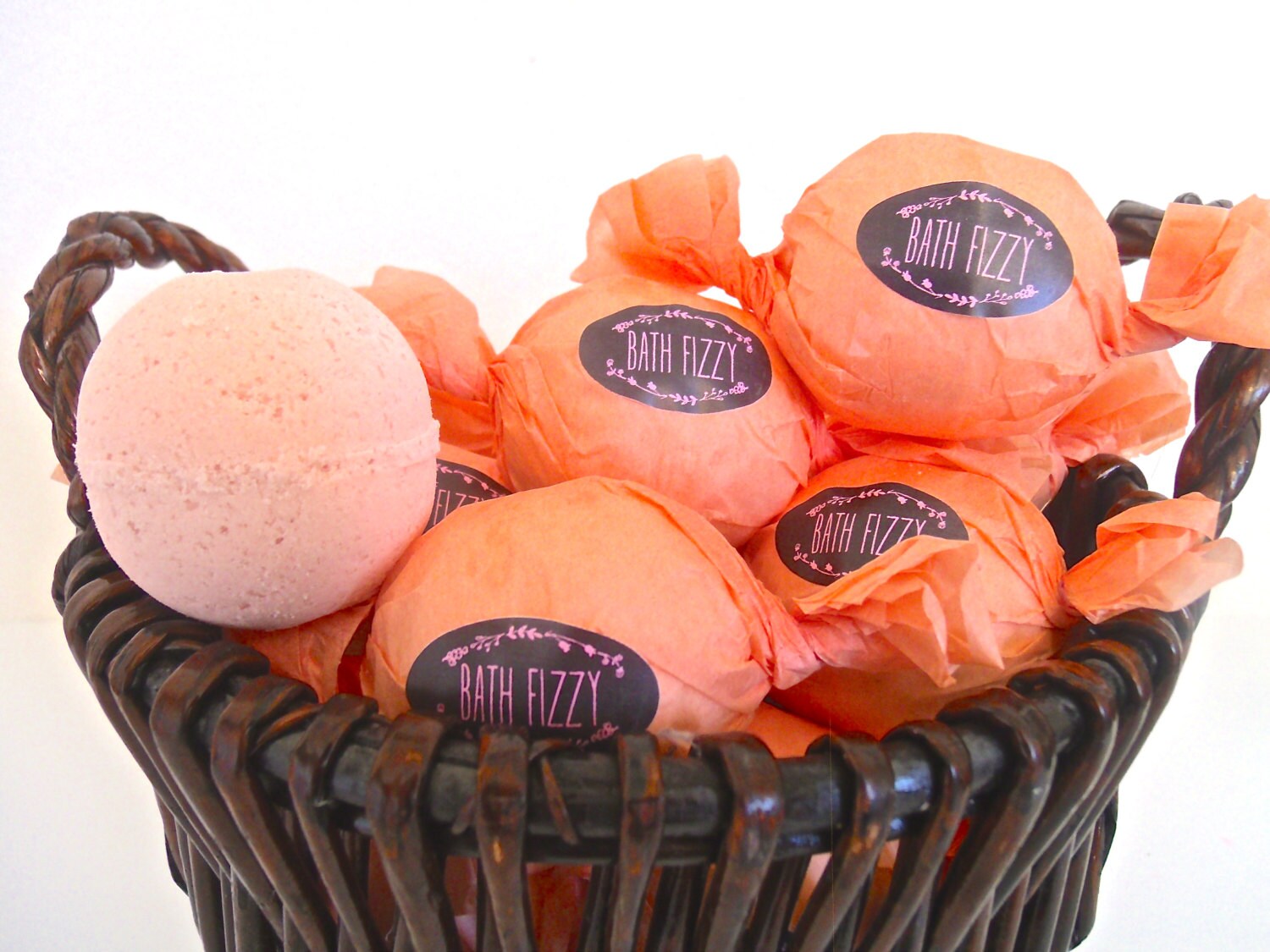 Bath Bomb Fresh Summer Peach Fizzy Peach Bath Bomb