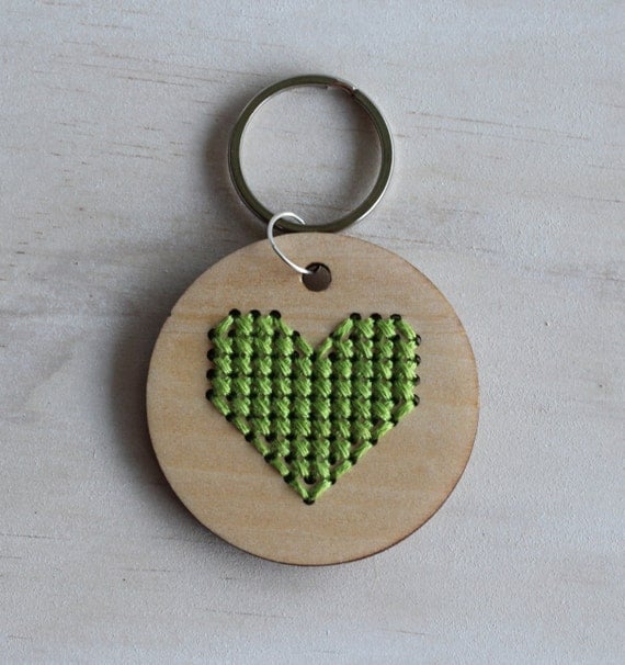 Cross Stitch Key Chain Kit Green Heart Wooden Embroidery