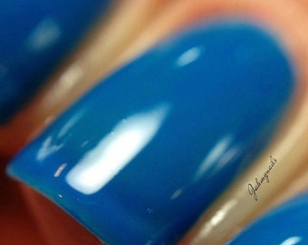 FLUORESCENT NEON BLUE Pigment for Cosmetics, Nail Polish, Arts, Crafts, Soap Supplies, Candle, Bath and Body Products