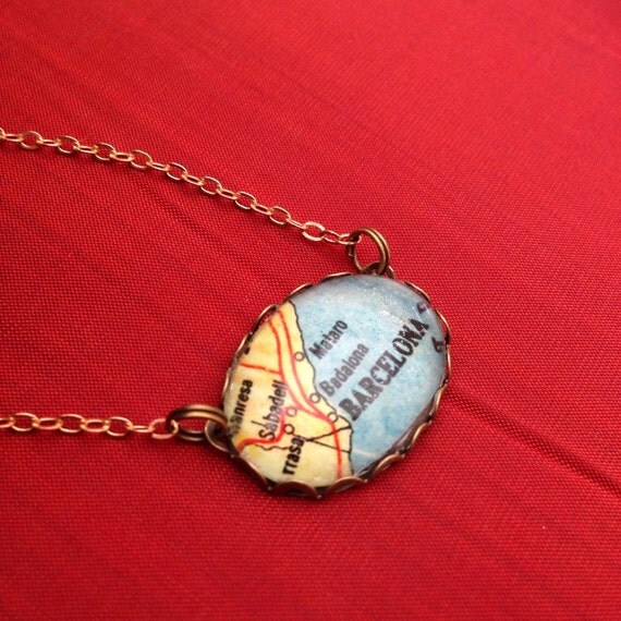 Items similar to Barcelona Spain Map Pendant Necklace // Oval Glass Map Necklace Barcelona Map