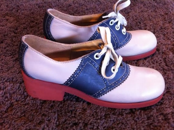 Vintage Buster Brown Platform Disco Era Shoes by TheGroovyMommy