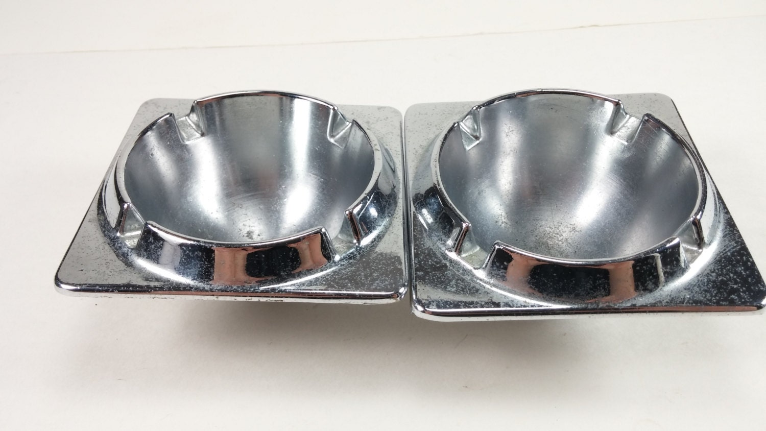 Vintage set of car ash tray ashtray for old car metal