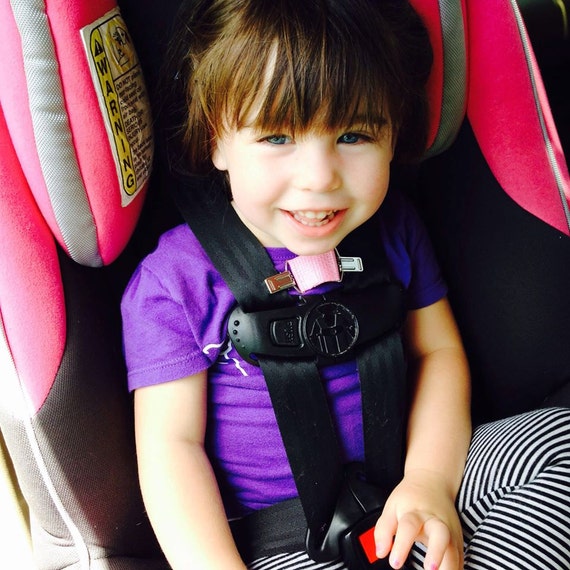Harness Helper prevents kids from escaping car seat & stroller