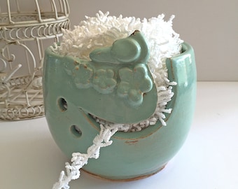 Yarn Bowl Ceramic - Knitting Bowl - Mother's Day Gift - Ceramic Yarn Bowl Bird Bowl Handmade Pottery