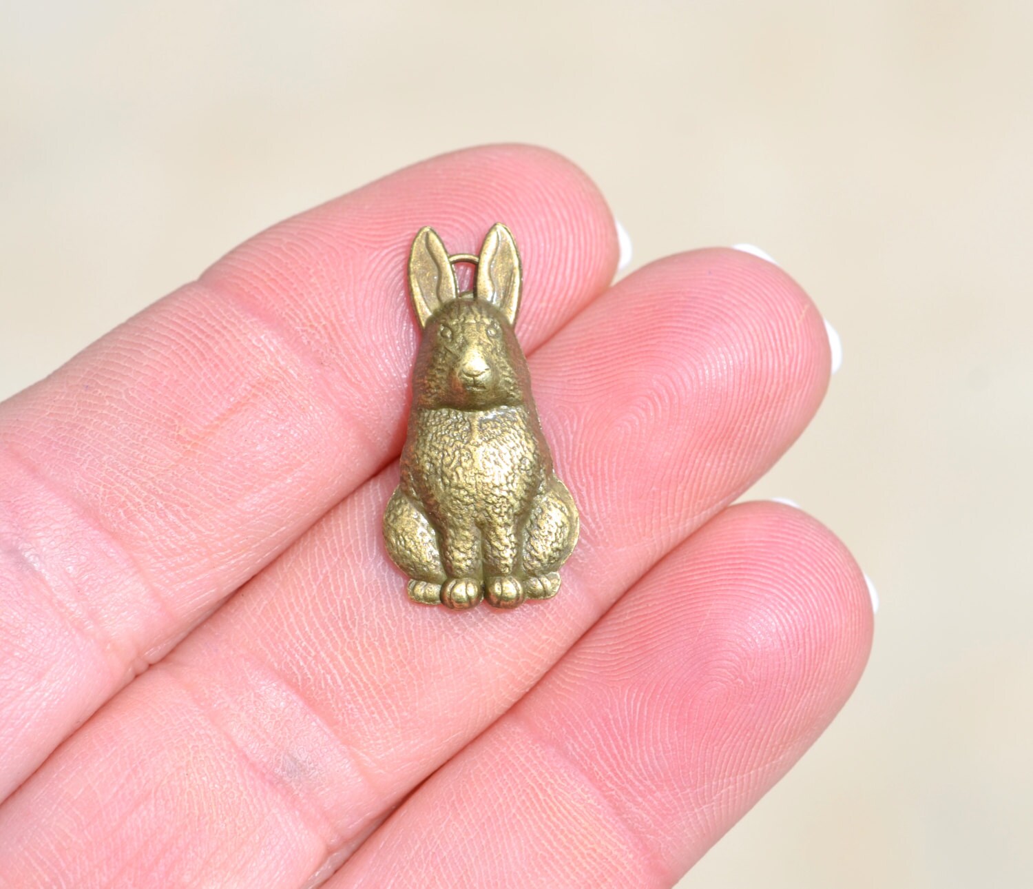 5 Antique Bronze Rabbit Charms BC2606