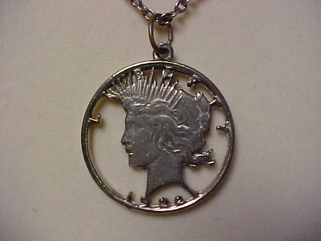 Bangle necklace in silver dollar Bangle necklace in silver dollar