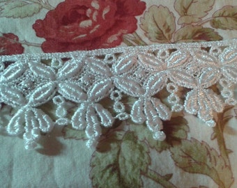 Venise Lace Trim in cream - Venice Lace Trim 1 3/4"