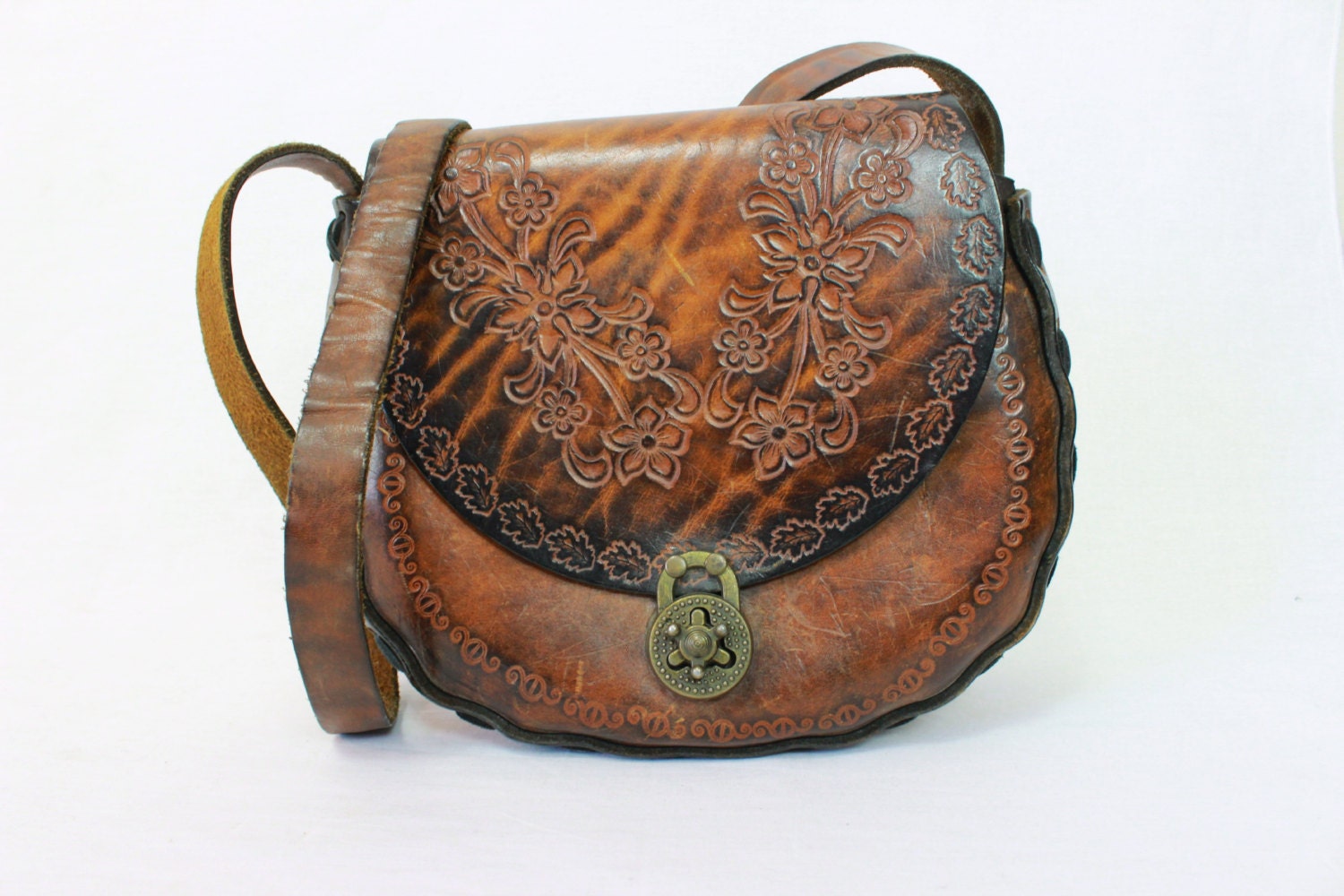 Leather Saddle Bag Style Purse