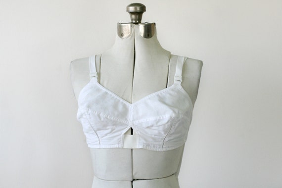 Vintage 1960s White Cotton Bullet Bra By Theawakeningingenue