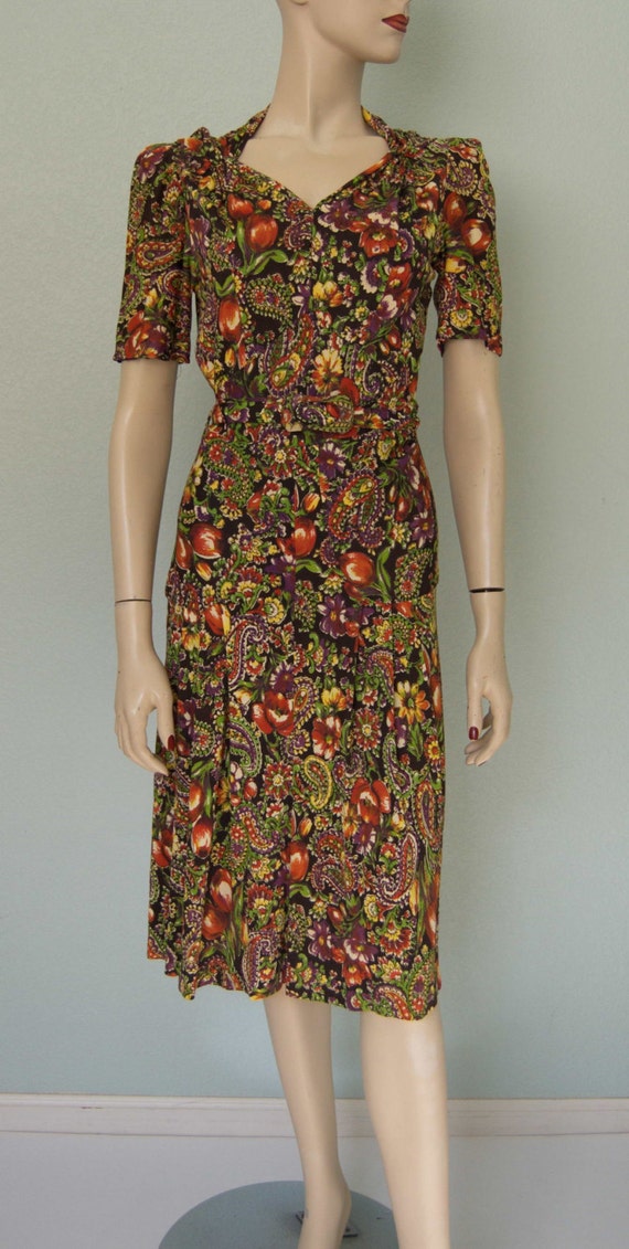 Adorable 1940s Nylon Knit Dress with Belt // by KittyGirlVintage
