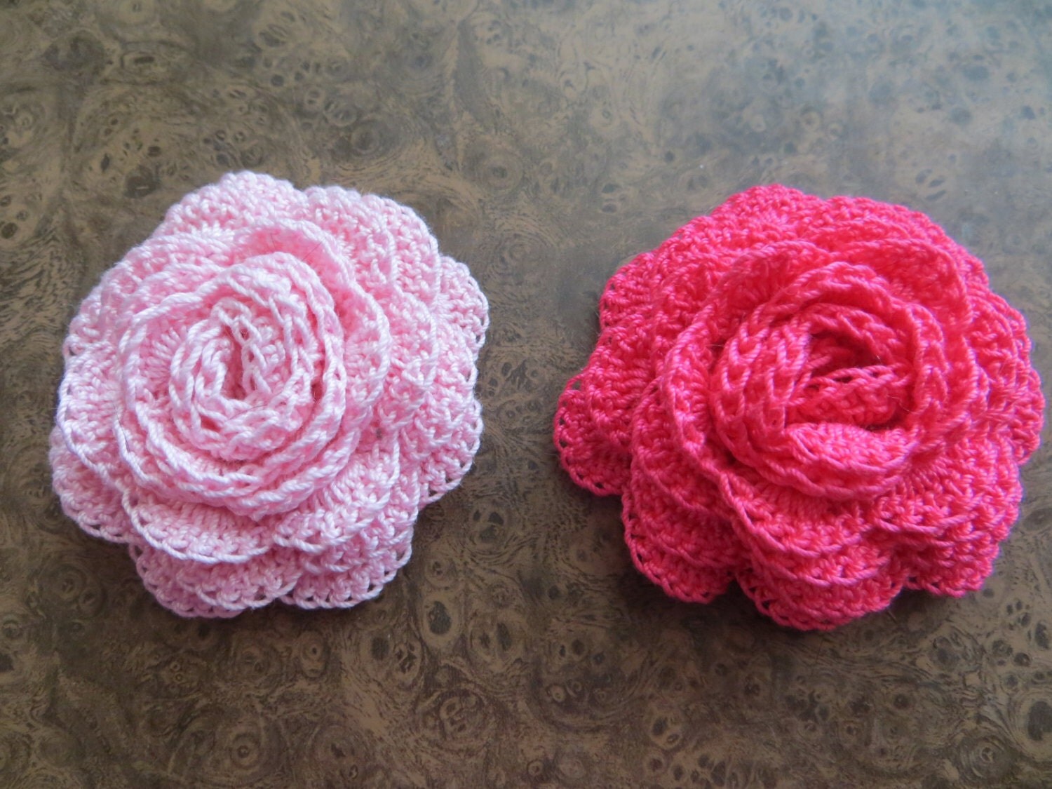A set of 2 Crochet Flower Appliques crochet by easycreations12