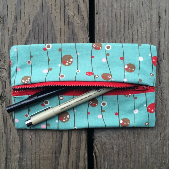 Handmade Pencil Case/ Makeup Bag/ Zippered Pouch