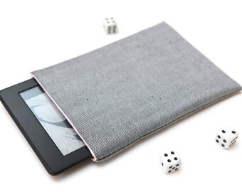 Kindle Fire, Kindle Voyage, Kindle Paperwhite case cover sleeve handmade light jeans denim and light pink