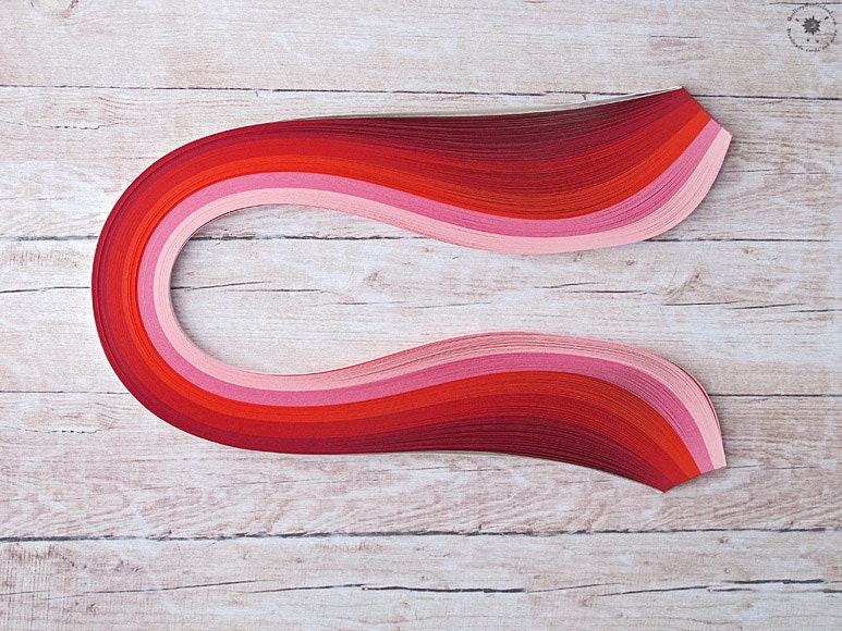 Paper Quilling Strips // SHADES of RED // by QuillingWonderland