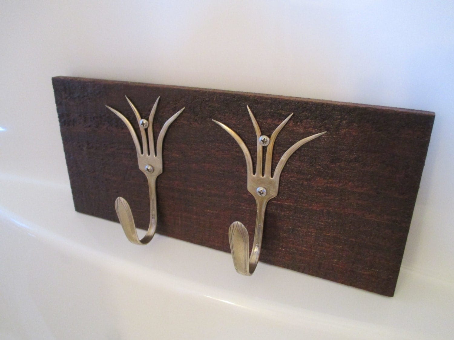 Vintage Old Barn Wood Recycled Wall Rack – Haute Juice