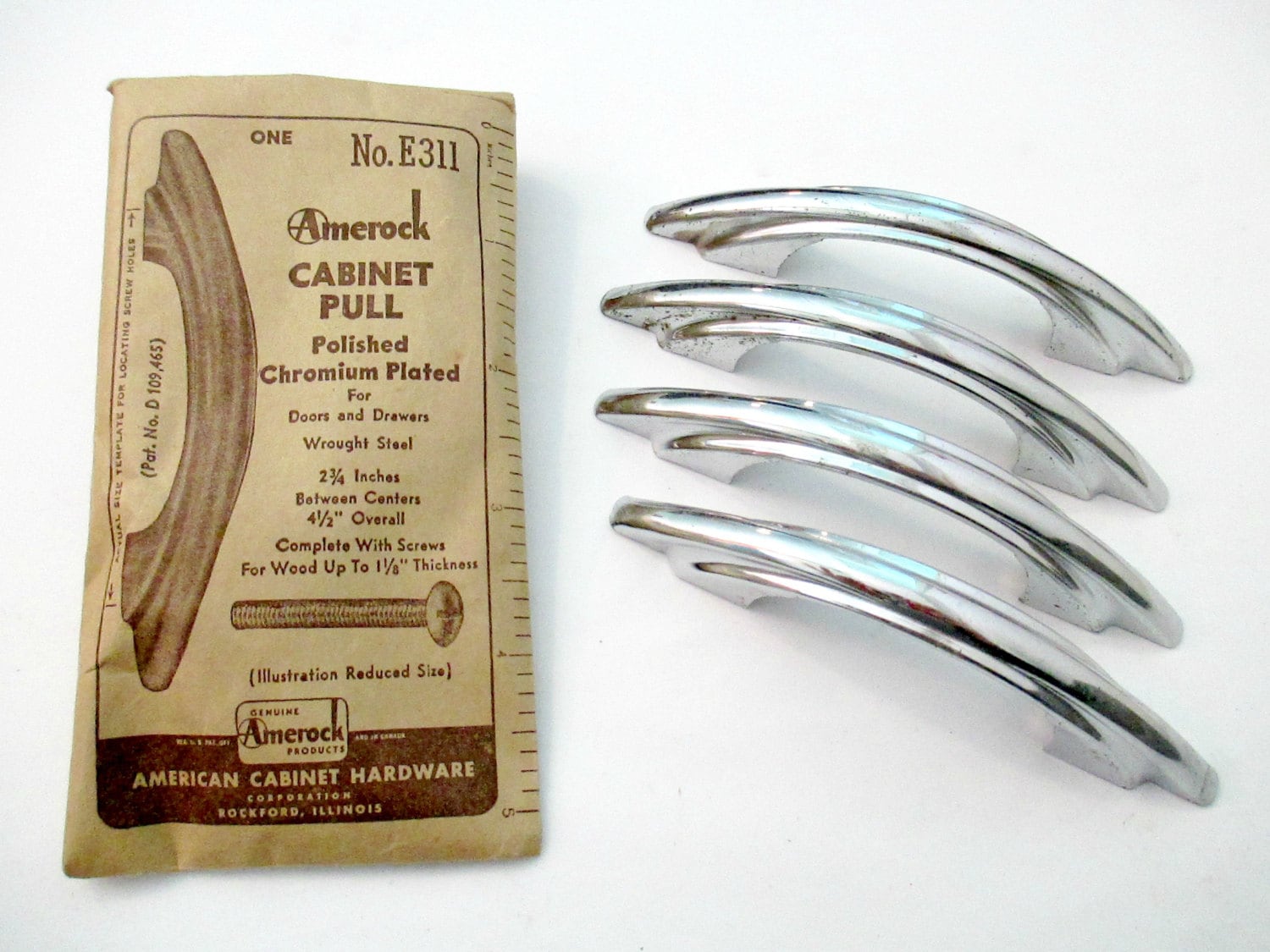 Lot Of 4 Vintage Art Deco Drawer Pulls 2 75 Centers Chrome
