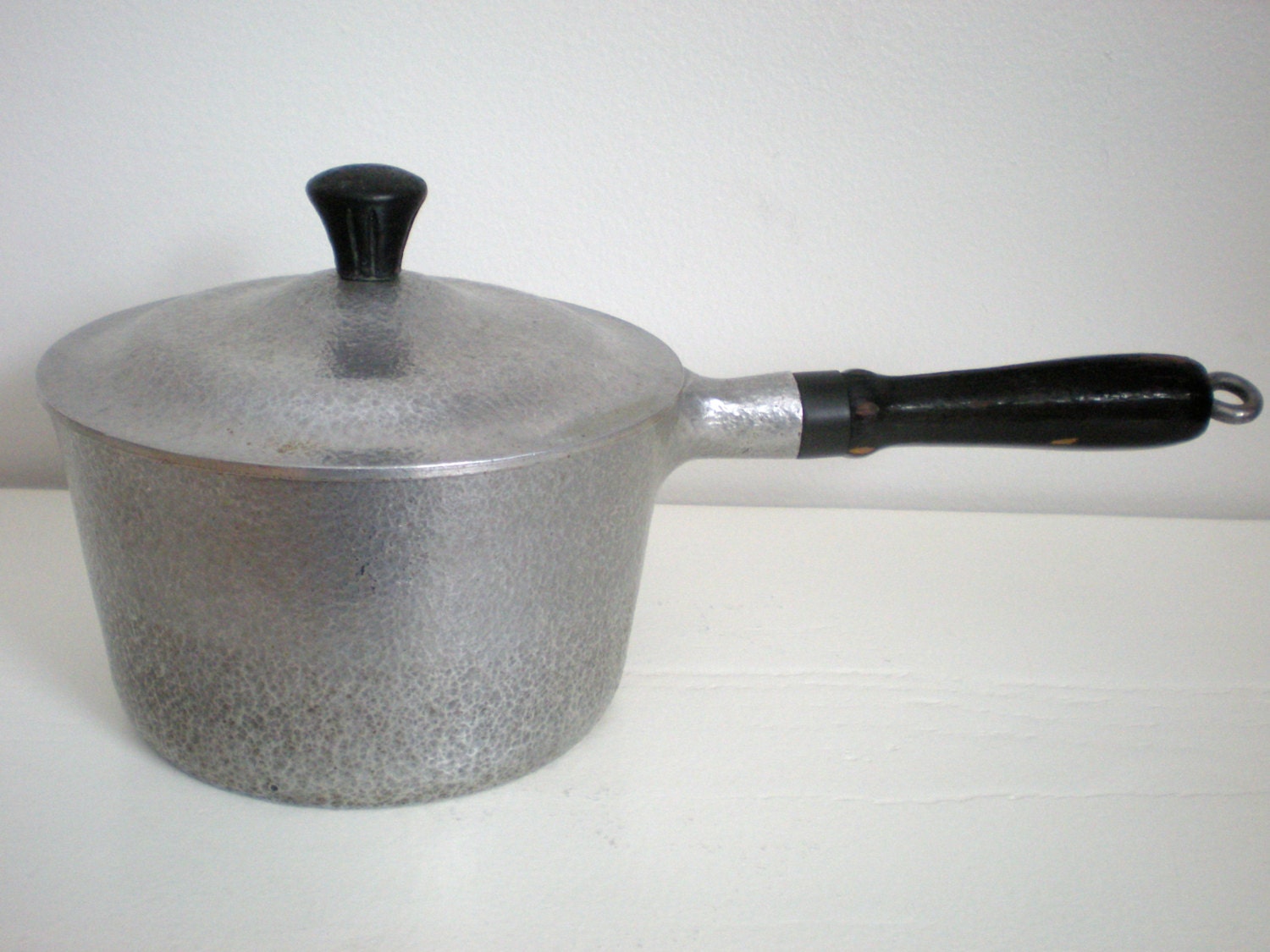 Hammered Aluminum Pan Hammercraft Cookware 1.5 QT by chloeswirl