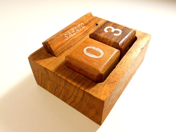 Wooden Block Perpetual Calendar Wooden Block Perpetual Calendar