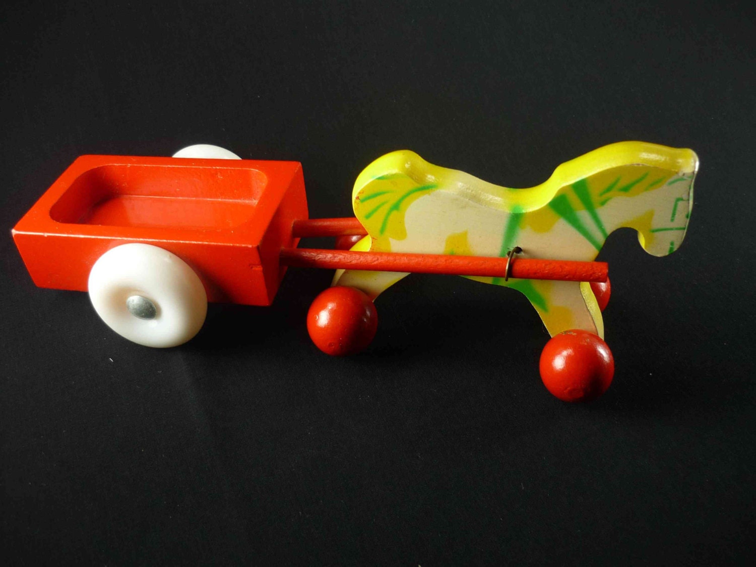 motorised toy horse and cart