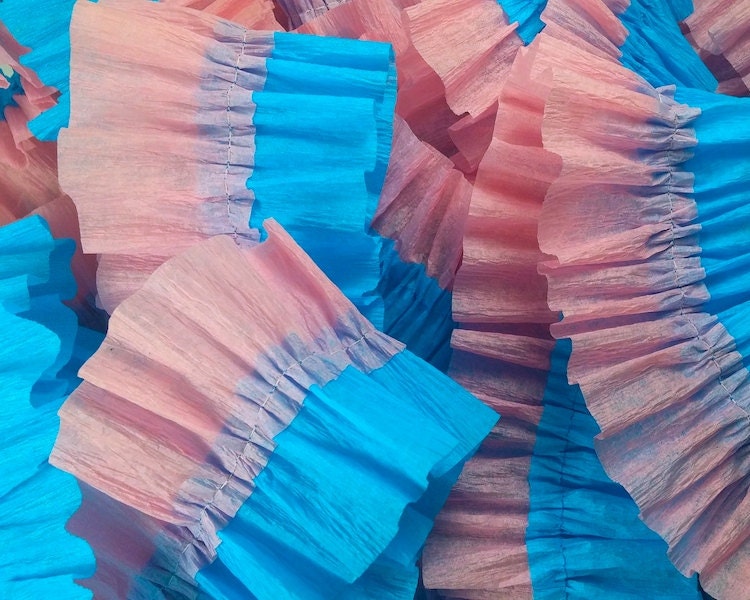 Turquoise and Pink Ruffled Crepe Paper Streamers 36 Feet