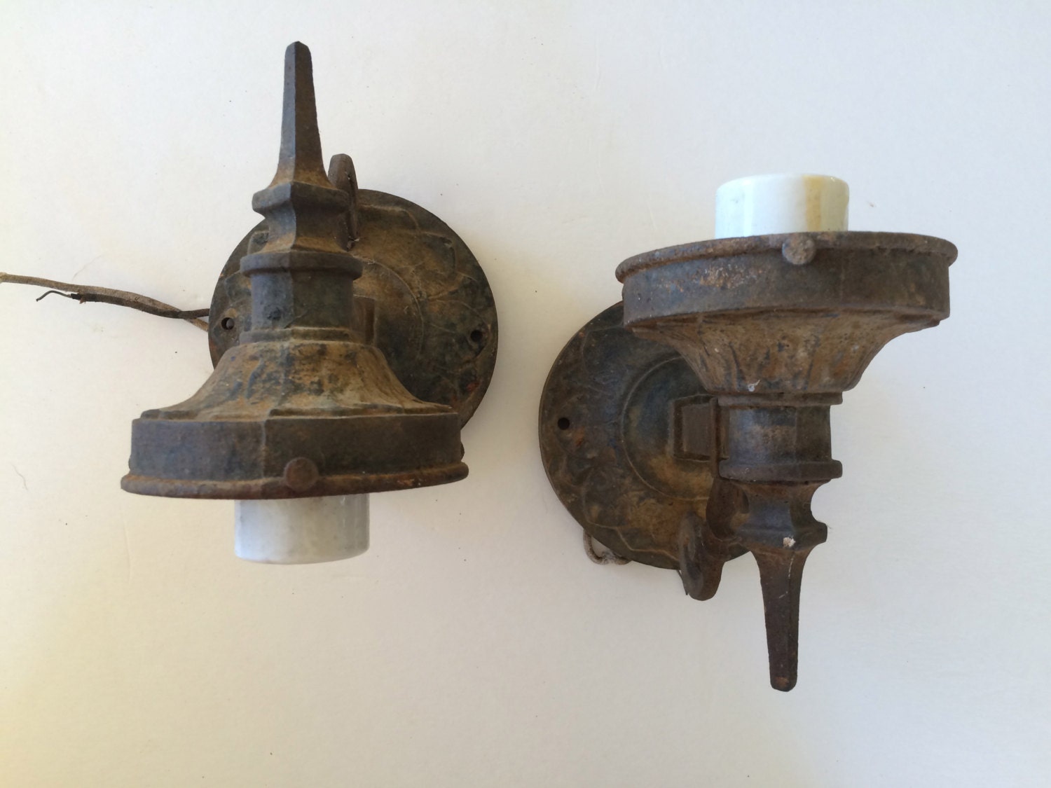 1920s Outdoor Lighting Democraciaejustica Antique Lighting 1920s Set Cast Iron Outdoor By Tizavintage
