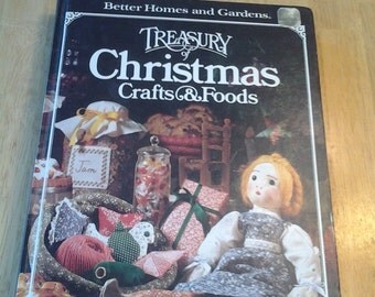 Items similar to Vintage Better Homes and Gardens Sewing Book 1970s ...