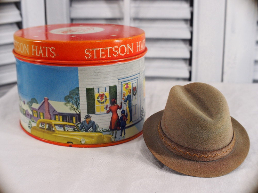 Stetson Hat & Hat Box Christmas Tin Miniature Gift for Him