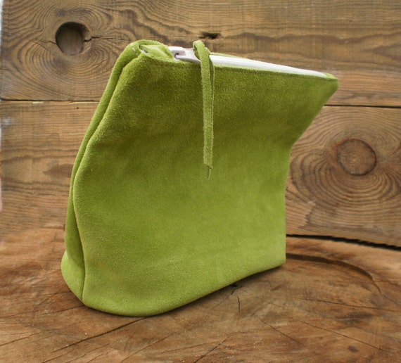 Woman cosmetic bag, Leather toiletry bag, Personalized, Zipper pouch