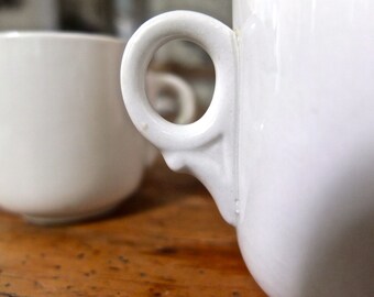 Retro kitchen diner mugs / restaurant ware / coffee cups / white