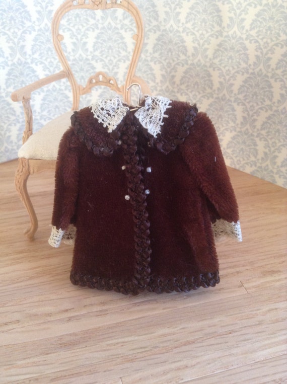 Items similar to 112 dollhouse clothes, scale miniatures clothes