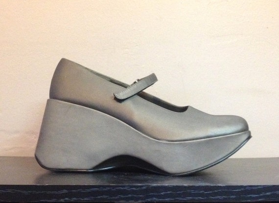 90s Silver Platform Mary Janes 1990s Shiny by faroutofsight