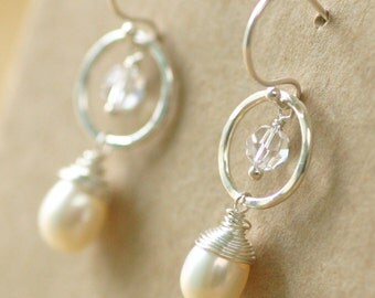 Pearl drop earrings wedding, crystal earrings, bridal earrings pearl, bridal earrings Swarovski - Ava