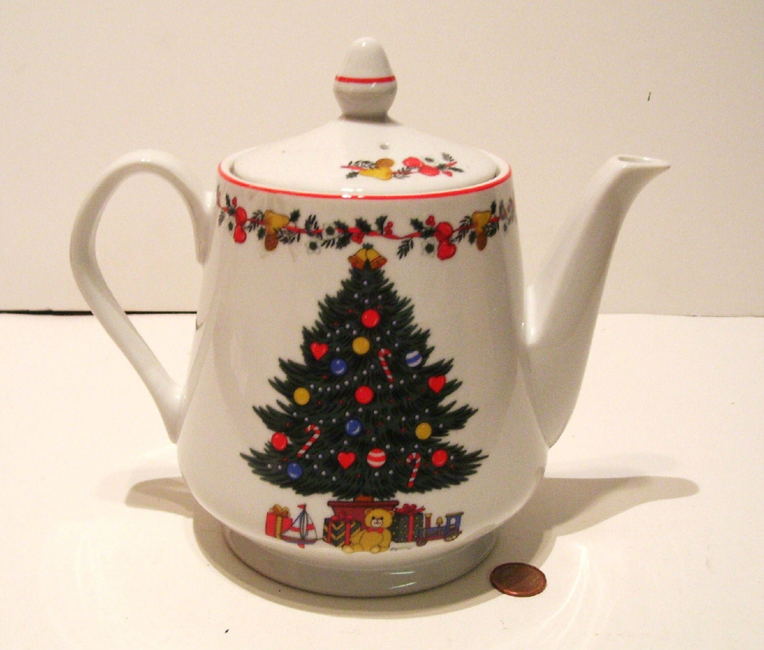 c jamaji christmas tree teapot japan 4 cup by okanaganvintage c jamaji christmas tree teapot japan 4 cup by okanaganvintage