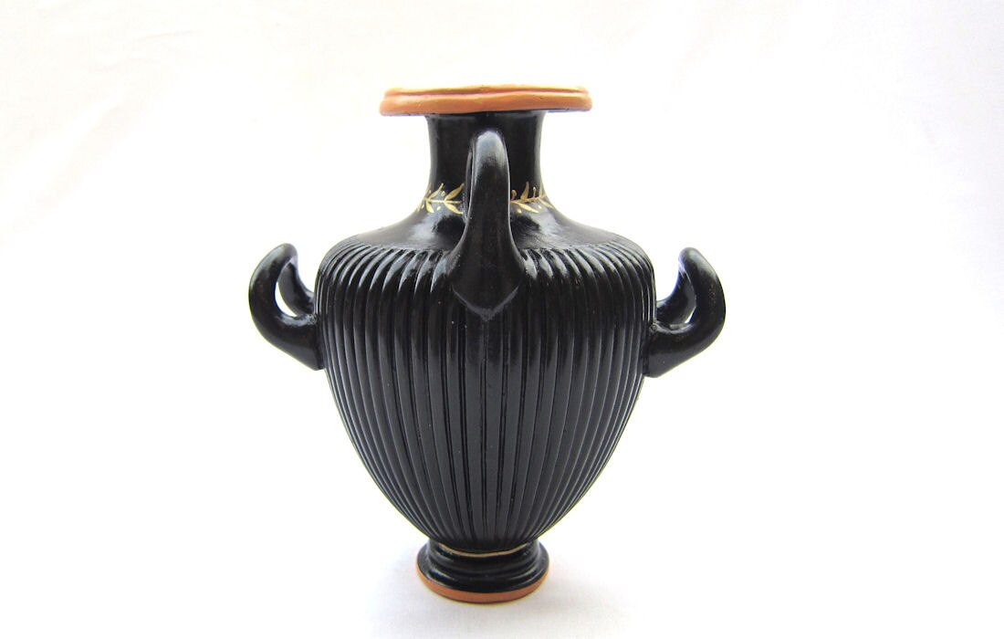 Greek vase Black glazed Hydria Apulian Etruscan vase