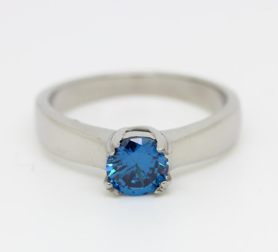 London Blue Topaz 1ct solitaire ring in Titanium Silver or