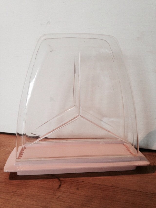 vintage pink plastic napkin holder Haute Juice